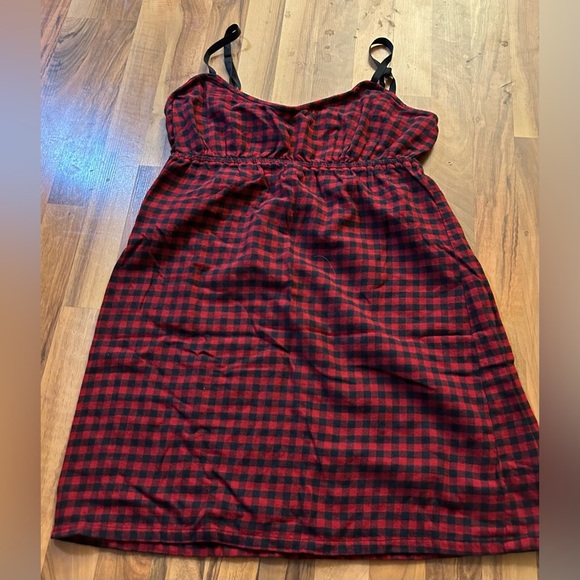 Lord & Taylor Red and Black Plaid Garment - Picture 4 of 4